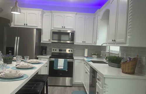 Surfside Beach House | Charming brand-new 3-bedroom beach house in superb Surfside Beach