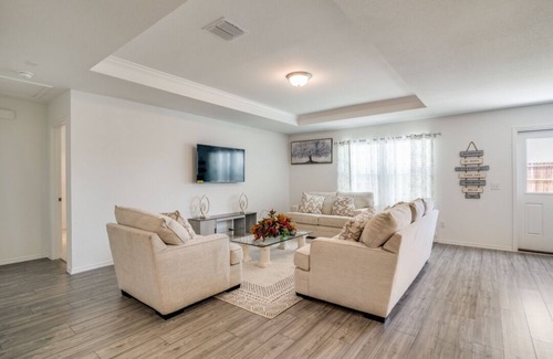 Royse City House | Charming Brand New 4 king-size Bedroom Home in lovely Royse City, Texas