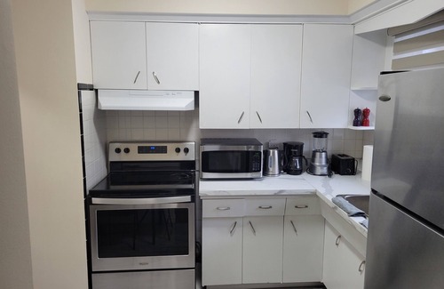 Richmond Hill House | Charming bungalow in lovely Richmond Hill with AC, WiFi