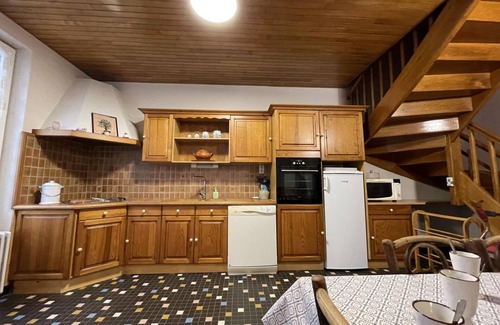 Ferrieres-sur-Sichon Cottage | Charming Cottage with Modern Amenities, Near Vichy and Ski Resorts