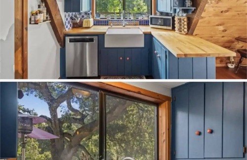 Carmel Valley Cabin | Charming cabin in Carmel Valley with private trail and wood-burning fireplace