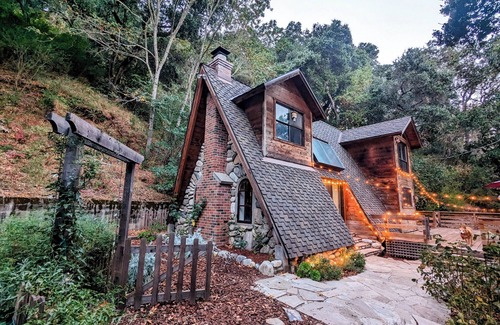 Carmel Valley Cabin | Charming cabin in Carmel Valley with private trail and wood-burning fireplace