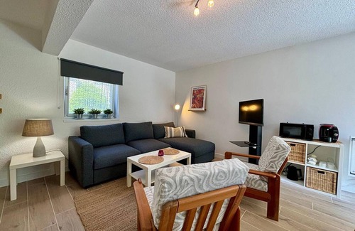 Carnac Apartment | Charming Carnac Apartment: Close to Beaches, Terrace, Parking, and Amenities