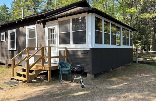 St Germain Cabin | Charming Cedar Lakeside Cottage at Elbert's Resort