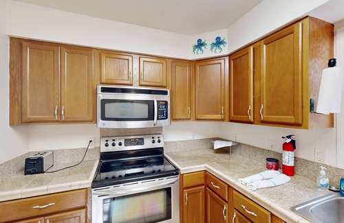 Pass Christian House | Charming centrally located fish camp w/dock and outside area