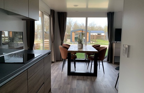 Kaatsheuvel Ski Chalet | Charming chalet 2 km. of the Efteling