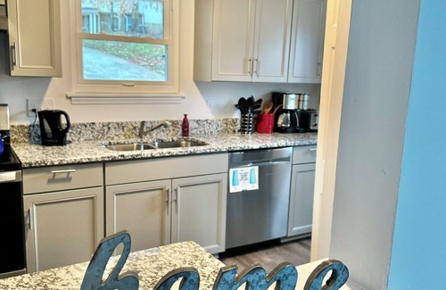 Toddville Road House | Charming Charlotte Getaway, Quiet Cul-de-Sac, Big Deck, Near Uptown & Airport
