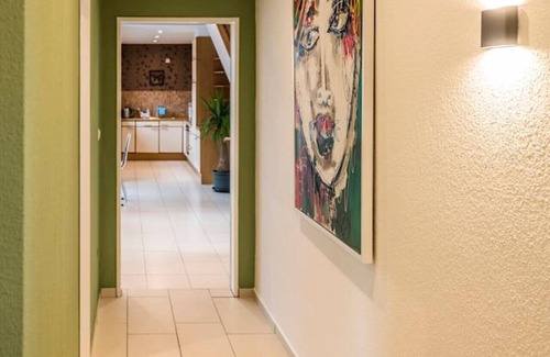 Nordhorn Apartment | Charming city apartment with whirlpool & parking