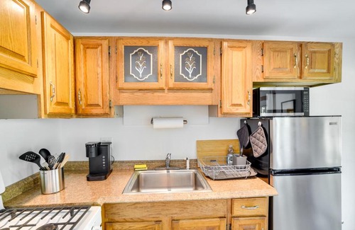 Hollowville Apartment | Charming Claverack Retreat with Serene Deck!