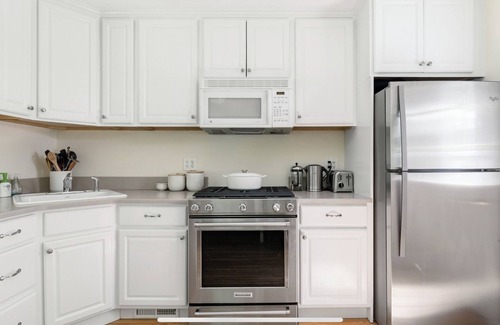 Clearwater Beach House | Charming Clearwater Summer Getaway