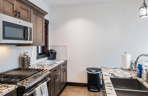 Whitefish Condo | Charming Condo in Downtown Whitefish