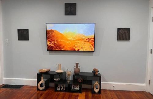 Sharon Apartment | Charming Condo near Gillette Stadium
