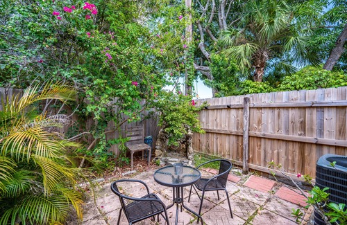 Palm Beach - West Palm Beach Cottage | Charming Cottage in Beautiful Lake Worth Beach