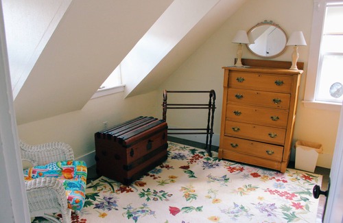 Gloucester House | Charming cottage, four bedroom, sleeps six, near beach, in Gloucester, MA.