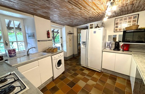 Saint-Cyprien House | Charming cottage with private pool and huge garden, close to all amenities