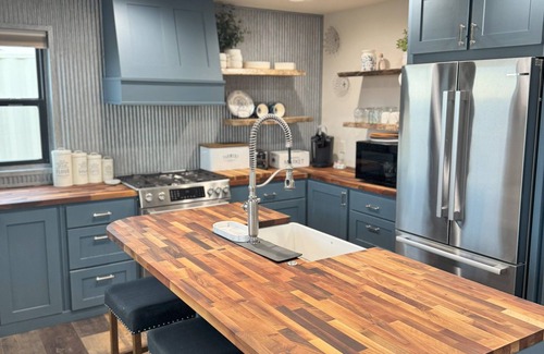 Billings Cottage | Charming cottage in lovely Billings with AC, WiFi