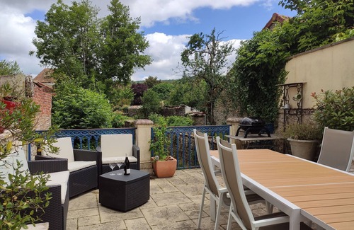 Nolay House | Charming cottage in the high coasts of Beaune