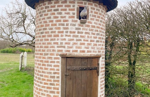 Fresnes Cottage | Charming Cottage Near Castles, Garden, Bikes, WiFi, Pet-Friendly