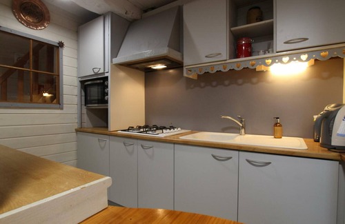 Ceaux Cottage | Charming Cottage Near Mont-Saint-Michel with Garden, Wifi, and Bike Rentals