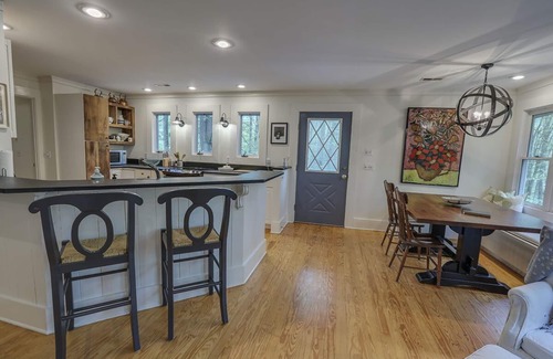 Highlands Cottage | Charming cottage near Mirror Lake and downtown Highlands!