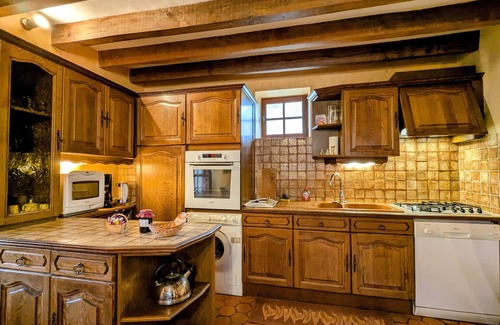 Gehee Cottage | Charming Cottage Near Valençay Castle, 3 Beds, Garden, and Close to Beauval Zoo