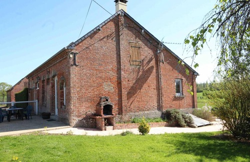 Saint-Pierre-la-Riviere Cottage | Charming Countryside Cottage with Garden, Near Historical Sites and Farm Experience