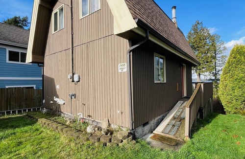 Birch Bay Cabin | Charming, dog-friendly cabin in peaceful Birch Bay, Wa