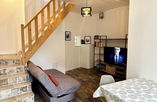 Pezenas Apartment | Charming duplex in the historic center of Pézenas