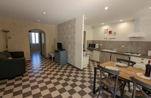 Salles-de-Barbezieux Cottage | Charming Farmhouse Getaway: Heated Pool, Sauna, Gym, Near Barbezieux