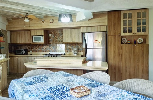 Punta Blanca House | Charming family-friendly townhome in Punta Blanca