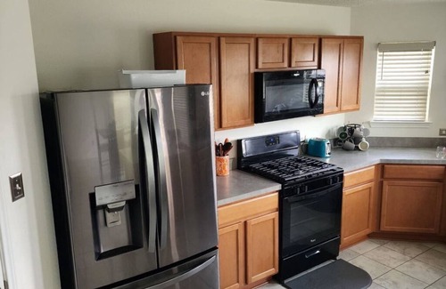 Barker House | Charming Family Friendly 3 bedroom home in NW Houston