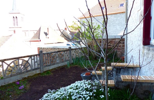 Arfeuilles Cottage | Charming Family Home in Bourbonnaise Mountains with Garden & Nearby Hiking Trails