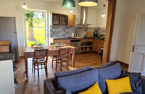 Gaugeac Other | Charming farmhouse surrounded by greenery with view of Monpazier - private pool