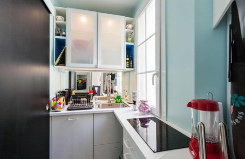 Quartier de la Plaine-de-Monceaux Apartment | Charming flat with balcony near Parc Monceau for 4