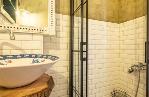 Moda Apartment | Charming Flat with Central Location in Kadikoy