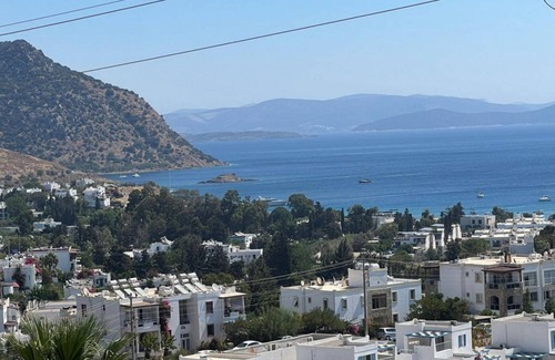 Akyarlar Apartment | Charming Flat with Sea View near Beach in Akyarlar