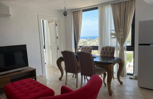 Akyarlar Apartment | Charming Flat with Sea View near Beach in Akyarlar
