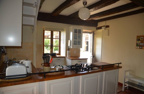 Montigny-sur-Armancon House | Charming house in a former presbytery