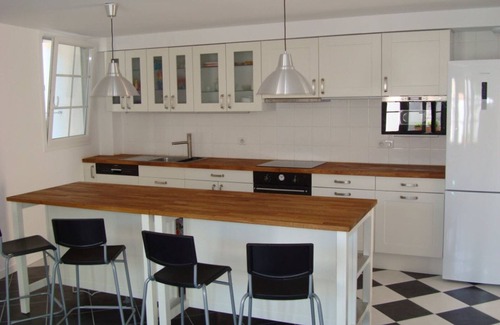 Domino House | Charming 3BR House with WiFi, Near Beach & Market, Saint-Georges-d'Oléron