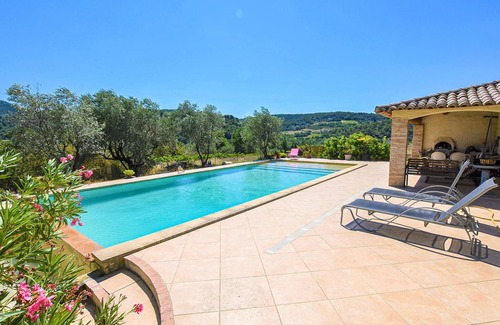 Saint-Marcellin-les-Vaison House | Charming cottage, centrally located in the village of Bédoin.