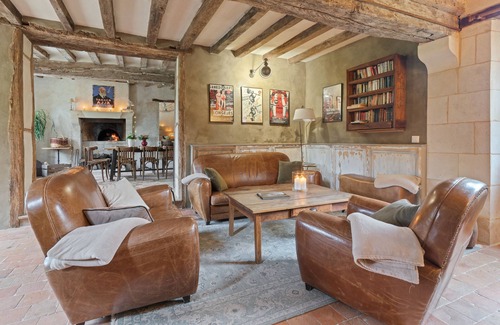 Berd'huis House | Charming gîte on garden level