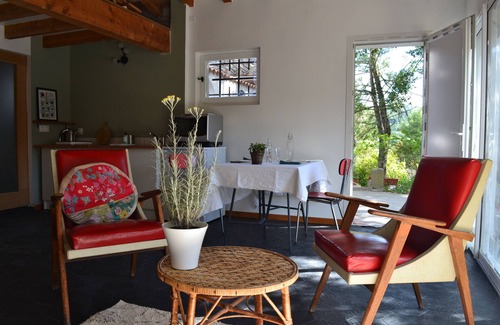 Palaja Cottage | Charming gîte with heated swimming pool