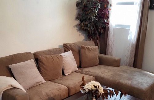 Cocoa House | Charming guess house close to the beaches and port
