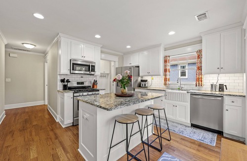Marietta House | Charming Historic Marietta Home!