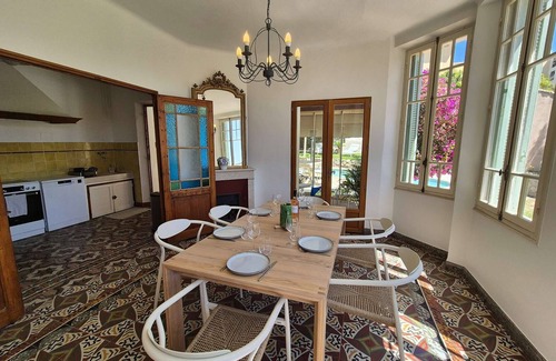 Saint-Mandrier-sur-Mer House | Charming house with pool, air conditioning, and Wi-Fi, just steps from the harbor and the beaches.