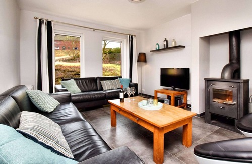 Barvaux House | Charming Holiday Home in Durbuy with Sauna