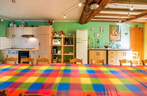 Awenne House | Charming Holiday Home in Awenne