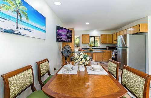 Fern Acres House | Charming Home in Mountain View