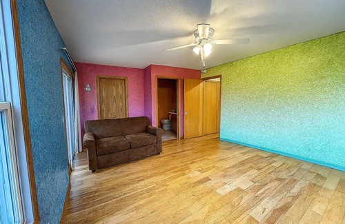 Mesick House | Charming home near ORV Trails, Kayaking Rentals, Hiking and more!