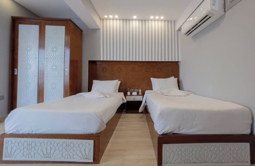 Al Haram Hotel | Charming Hotel Very Close and with The View of The Pyramids and The Great Sphinx